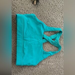 it’s to small on me, in good condition.